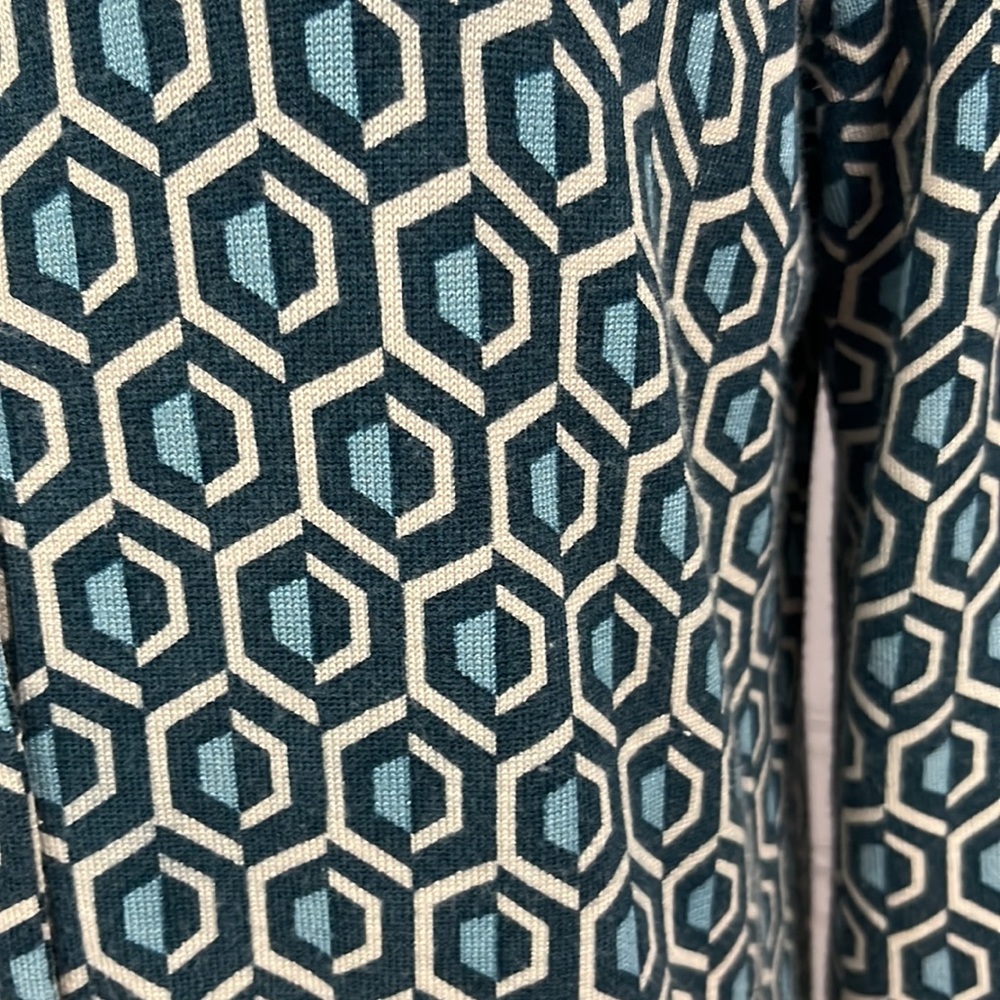 Geometric print Cardigan 🖤 - Picture 4 of 10